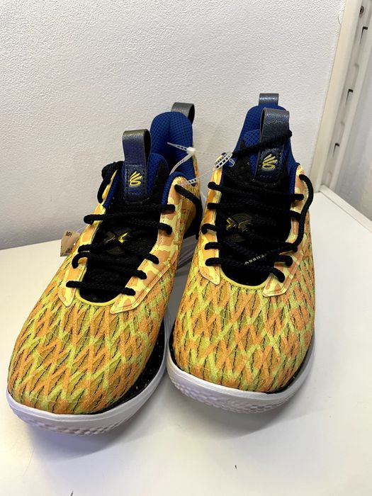 Ghete baschet Curry 10 (UnderArmour) Bang Bang - size 45 - noi