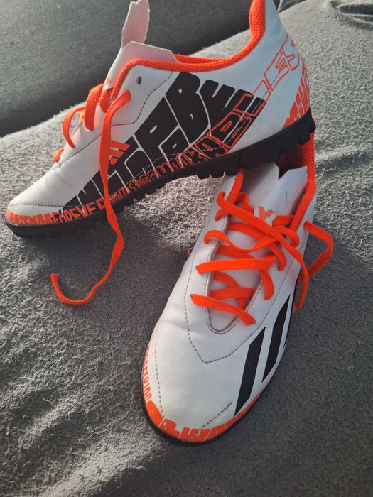 Детски стоножки за футбол