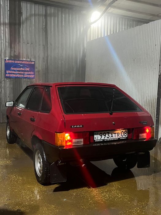 Машина Ваз 2109