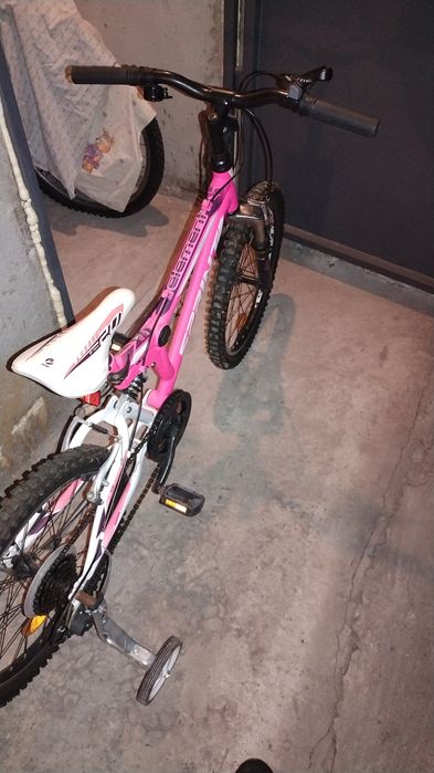 Детско колело запазено