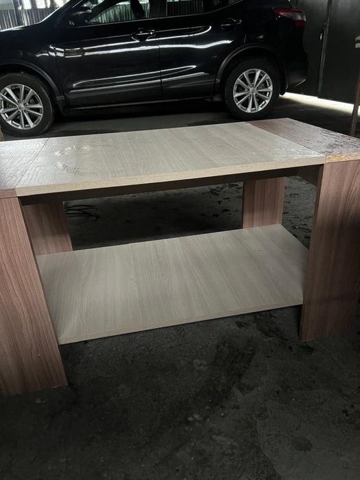 Журнальный столик