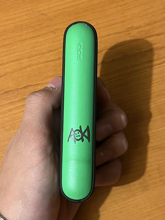 IQOS x Steve Aoki Limited Edition