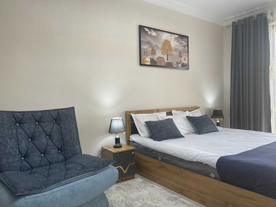 Посуточная аренда квартиры В районе метро дружба народов Чакар 50