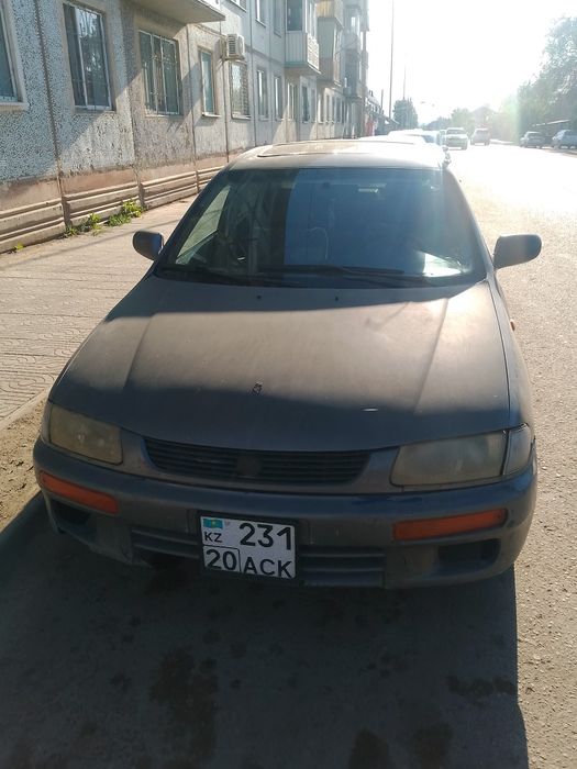 Мазда 323 сатылады
