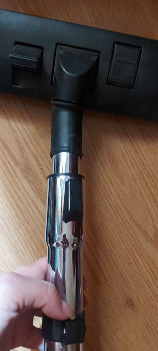 Продам щётку с палкой для пылесоса