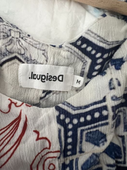 Къс потник Desigual