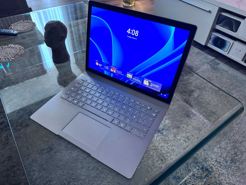 Microsoft Surface Book, Touch-Screen 2in1