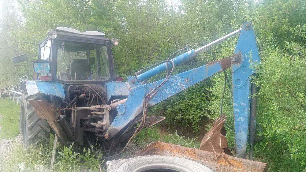 Продам экскаватор-погрузчик МТЗ-82.1