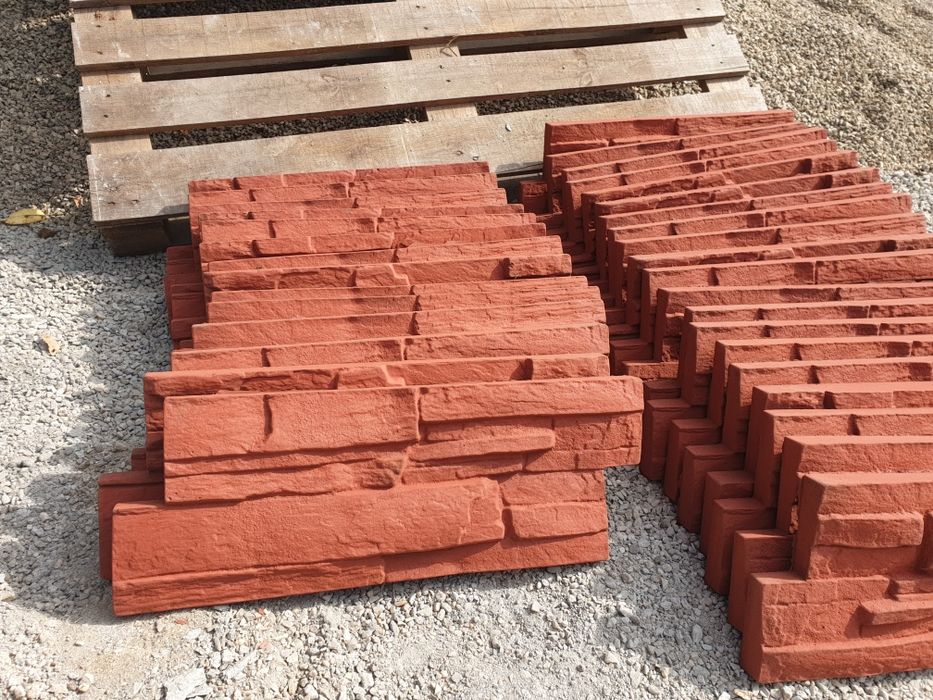 Capace gard /coama gard/piatra decorataiva