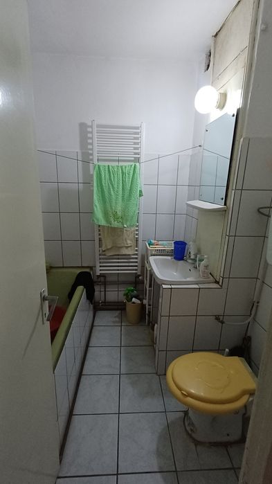 Apartament  3 camere de vânzare în Pâncota.