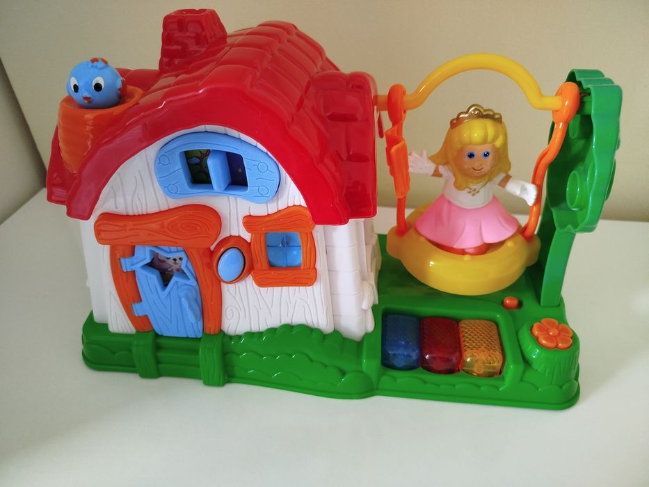Музикална интерактивна къщичка