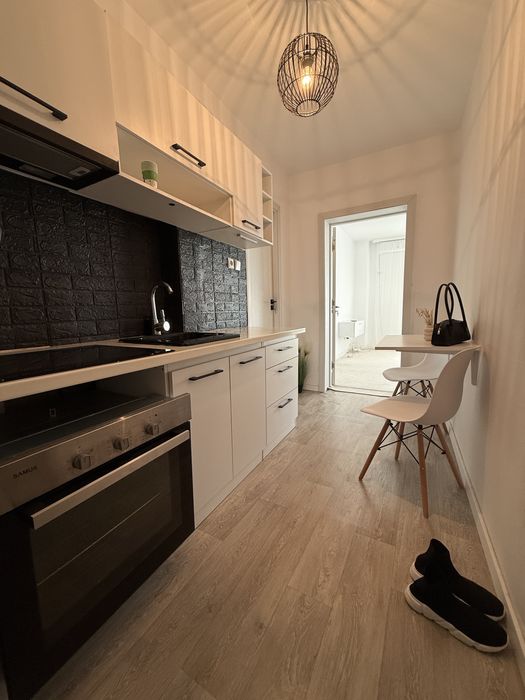 Inchiriez apartament 2 camere
