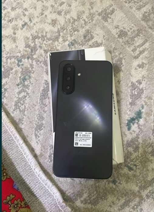 Самсунг а17/256гб