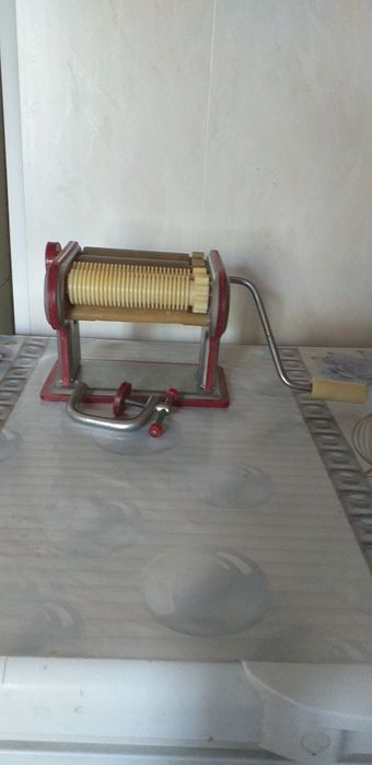 Продаю лапшерезку в отличном состоянии