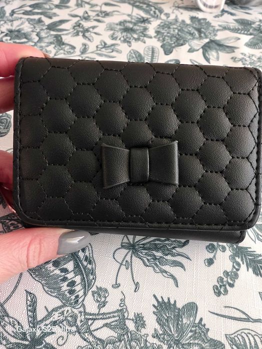 Дамско портмоне ново