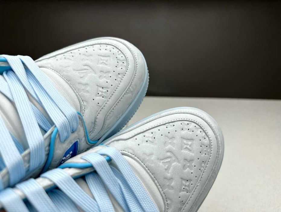 Adidasi Louis Vuitton Trainer Premium