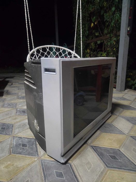 Телевизор TOSHIBA