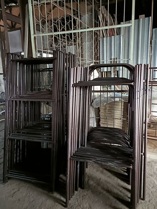 Железный кровать