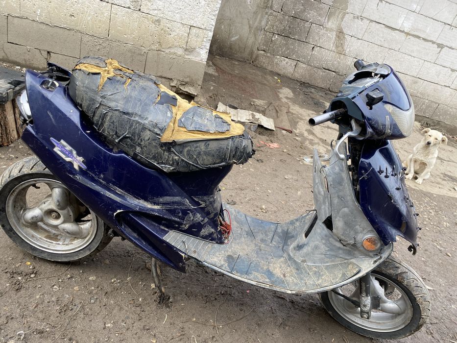 Scuter Kymco Zx dezmembrare/piese noi  originale