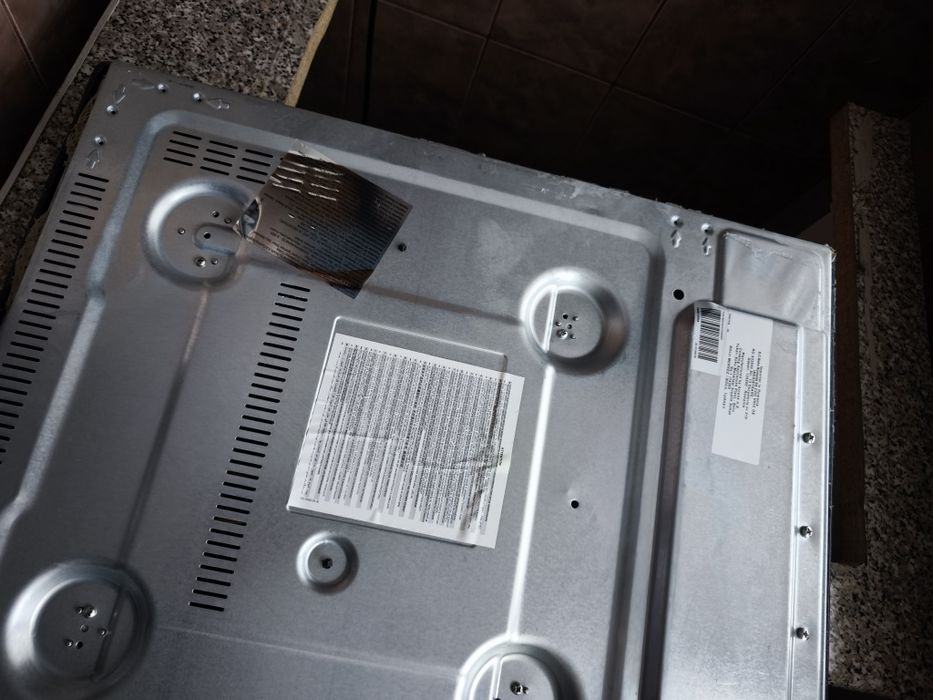 Plita incorporabila BEKO HIGG64125SAR, Gaz, 4 arzatoare, Wok, antracit