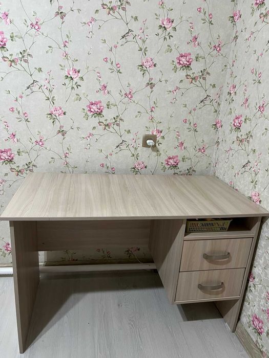 Мебель, кровать, стол, шкаф