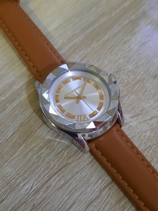 Часы женские Karl lagerfeld