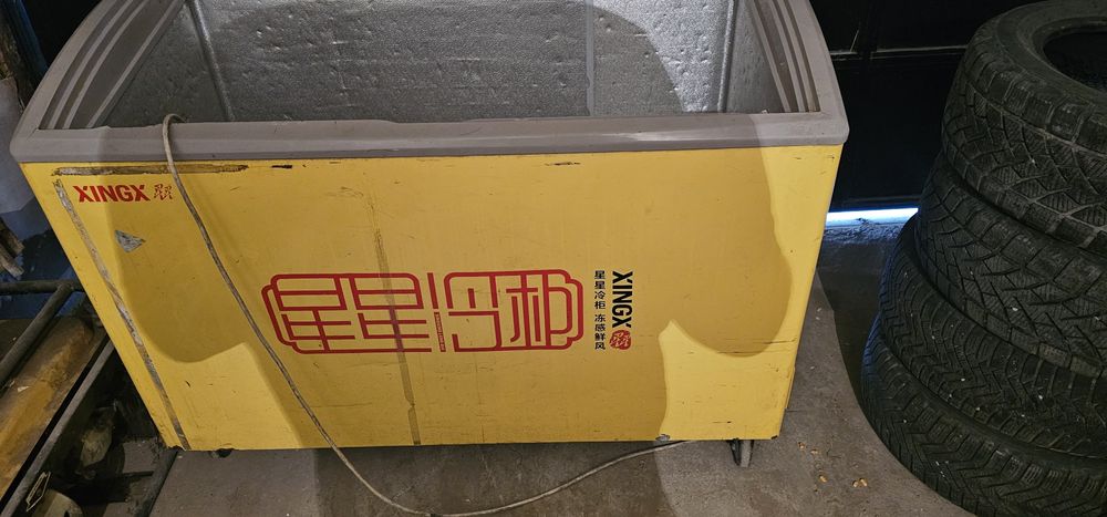 Морозильник в отличном состоянии