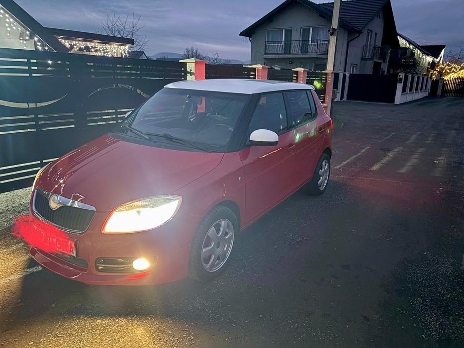 Vând skoda fabia benzina 1,4 2008