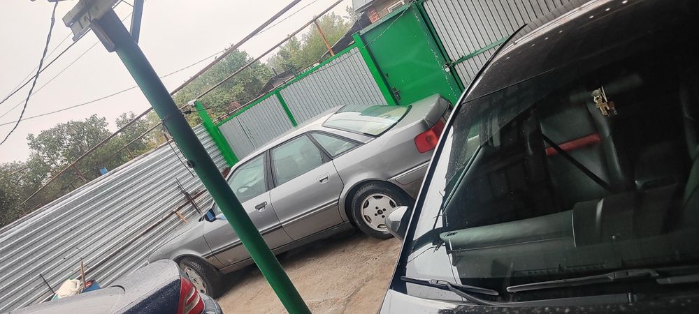 Ауди 80 Б4 автомат 2.0 инжектор