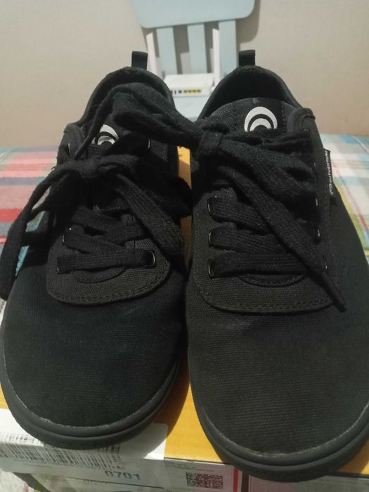 Кроссовки Outventure