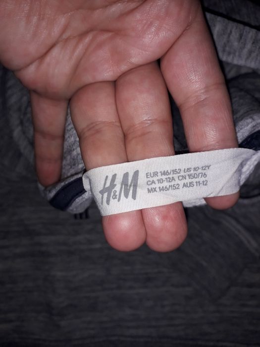 Детская кофта H&M на мальчика 10-11лет.