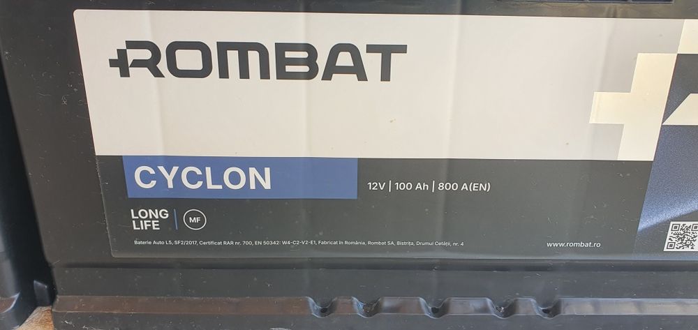 Acumulator 12V/100Ah rombat