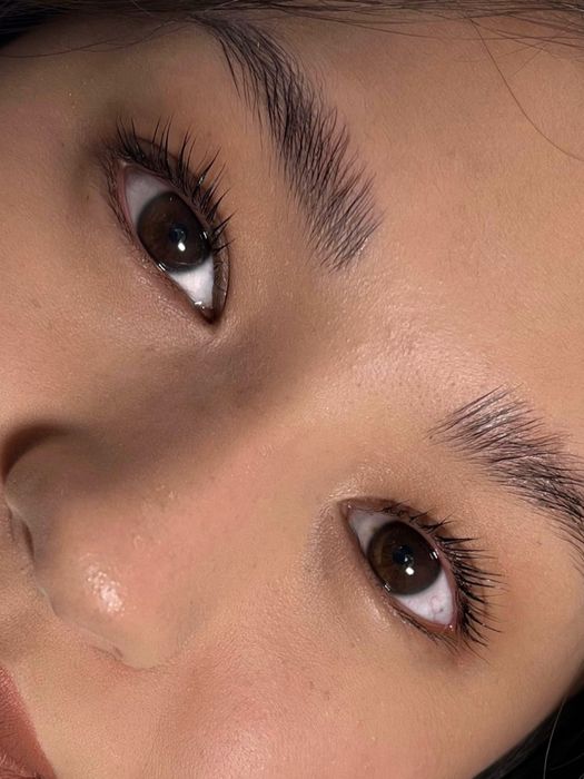 Брови, ламинирование ресниц