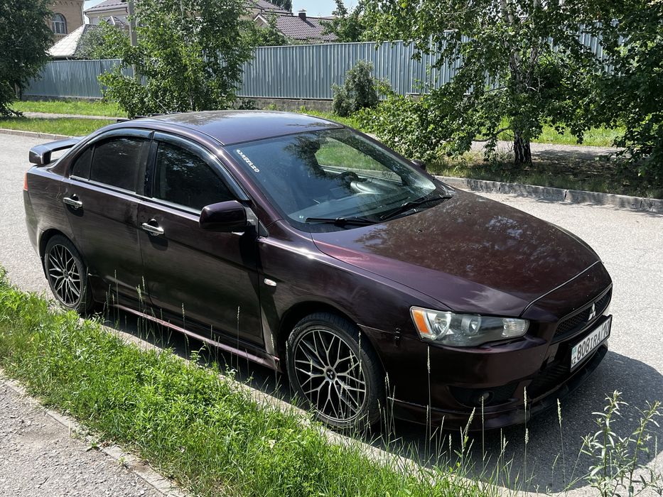 Lancer X 2007 год 2.0 литра
