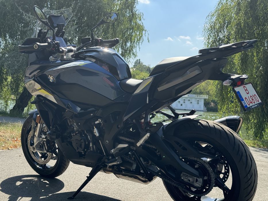 Motocicleta BMW S 1000 XR