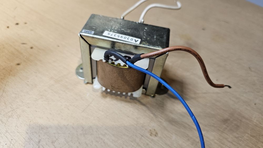 Transformator 230V - 16.5V