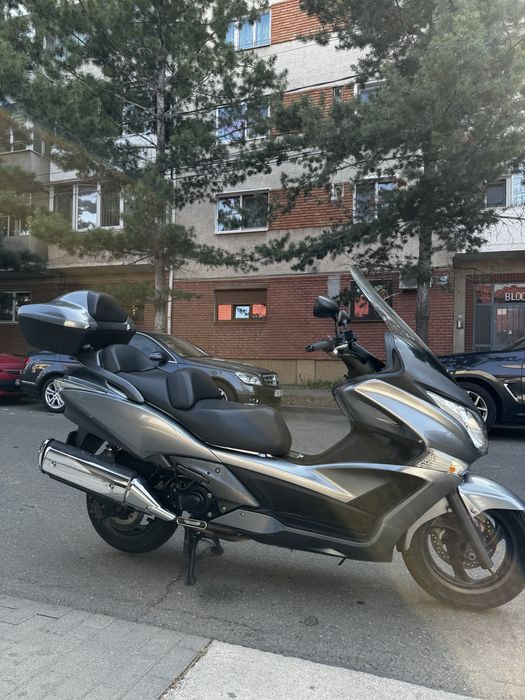 Honda Silver wing 400 (nu:yamaha tmax/suzuki burgman)