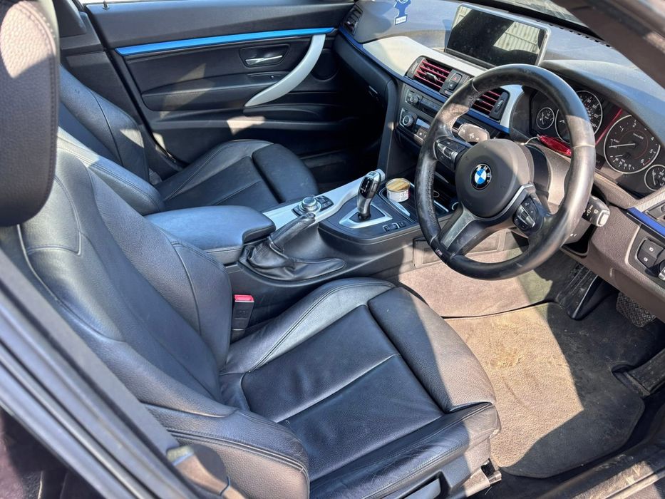 Dezmembrez BMW 318d 320d GT F34 M-Pack,Navi,Automat,Recaro piele incalzit ,volan M,plafon M,jante M Culoare Black-Sapphire METALLIC (475)