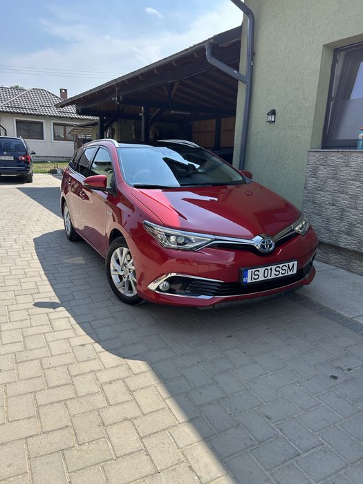 Toyota Auris 1.8 Hybrid