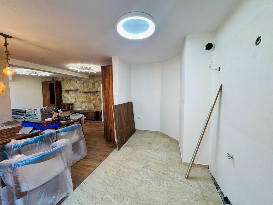 Продава се Тристаен апартамент в Бургас, Лазур - 120 кв.м за 2334 €/кв.м - Снимка #5