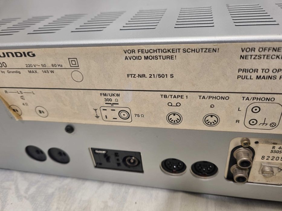 Grundig R 400 Amplificator Statie Audio Radio FM Silver