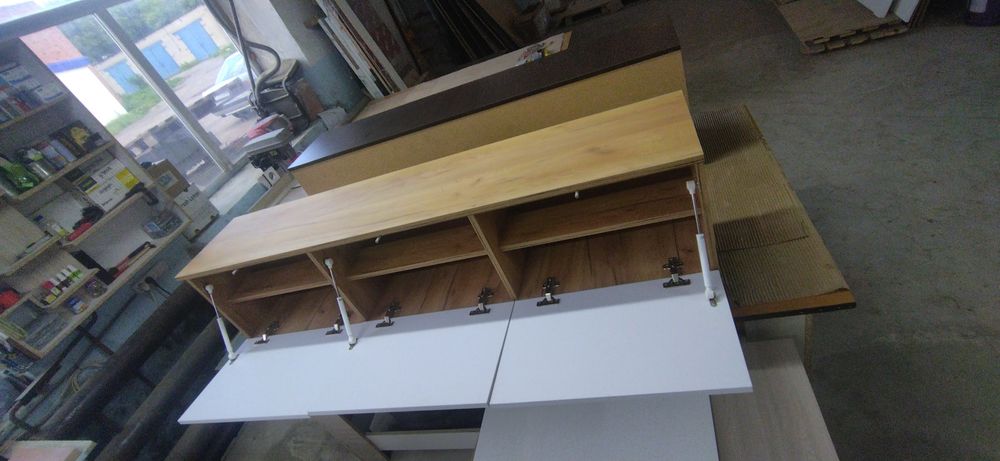 Тумба под телевизор