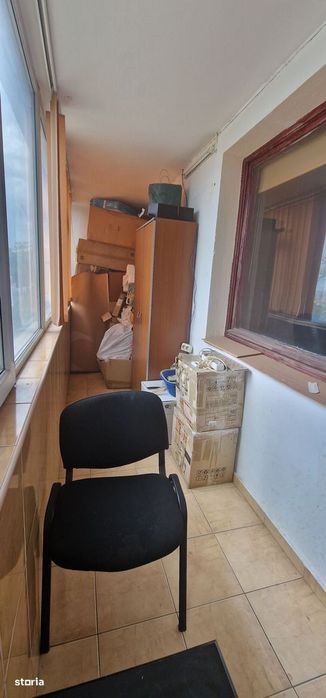 Trei camere etajul 1 , apartament Central.