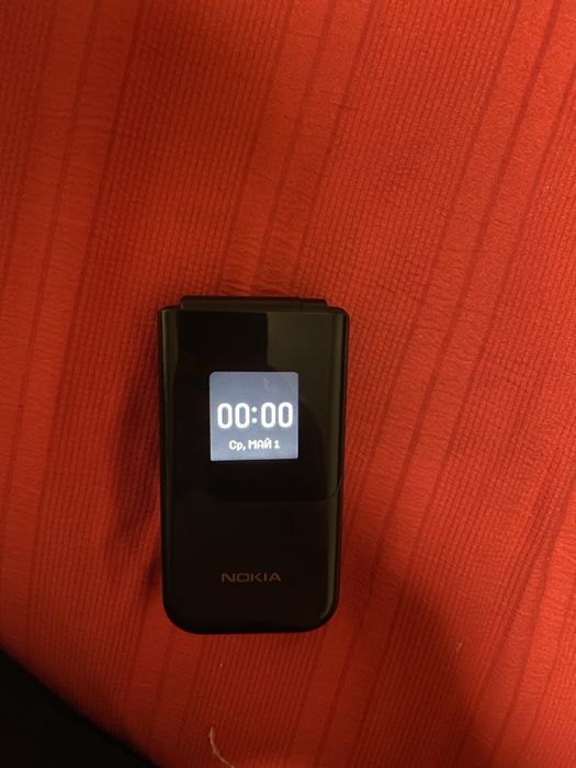 Sotiladi Nokia 2720