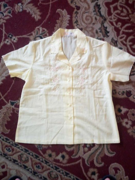 Продаю женскую одежду