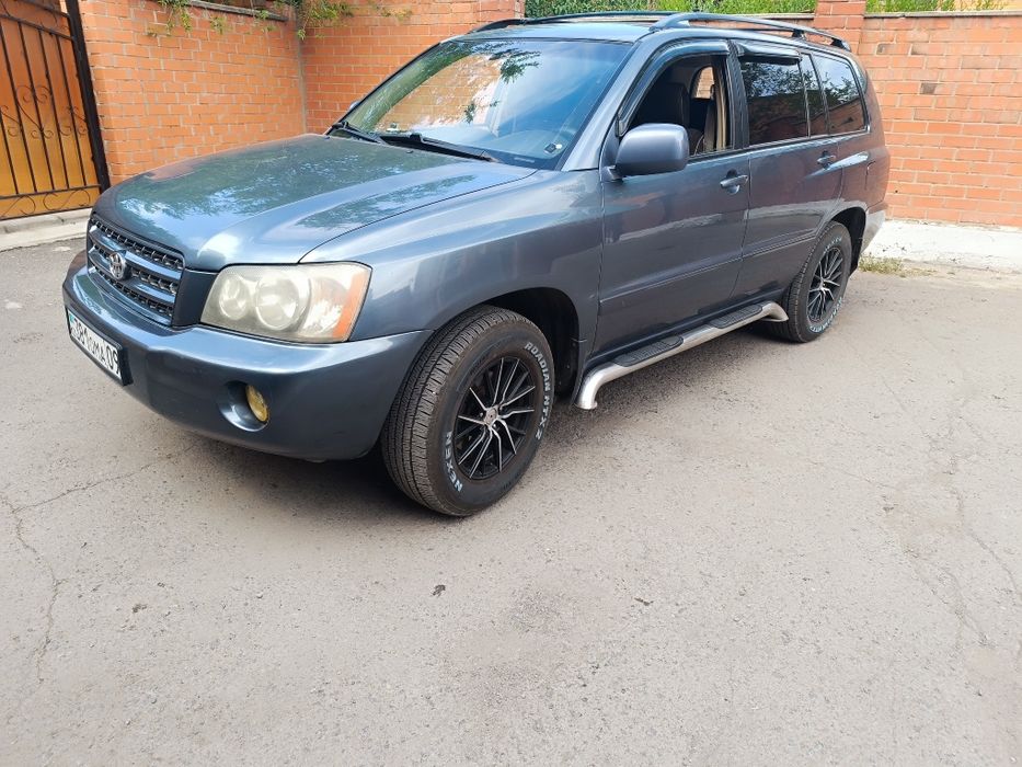 СРОЧНО ПРОДАМ Toyota Highlander