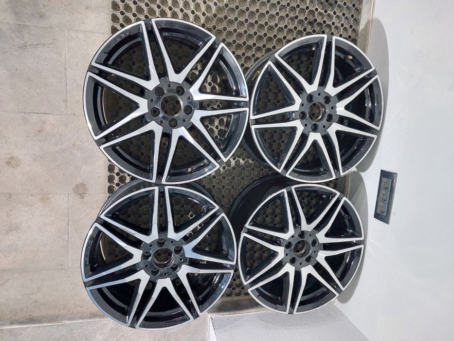 O janta / Set jante 19 originale Mercedes clasa V / Vito w447 AMG