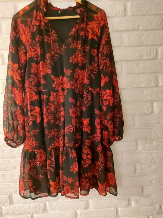 Продавам нови рокли