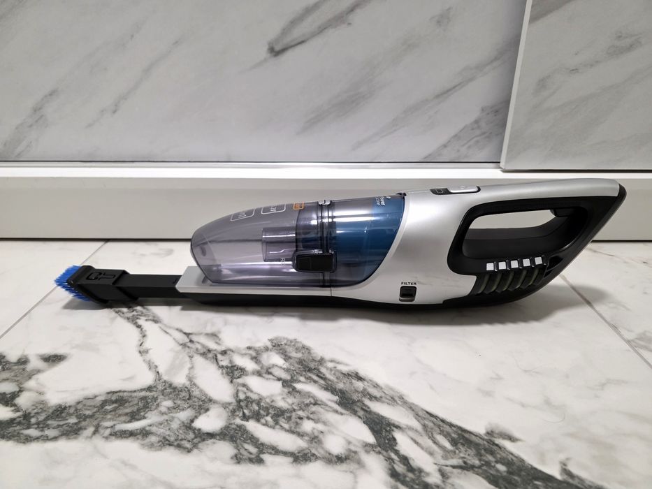 *НОВА* Philips Power Cyclone 25.2V - Ръчна прахосмукачка