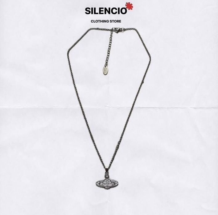 Колье Vivienne Westwood к 8 Марта